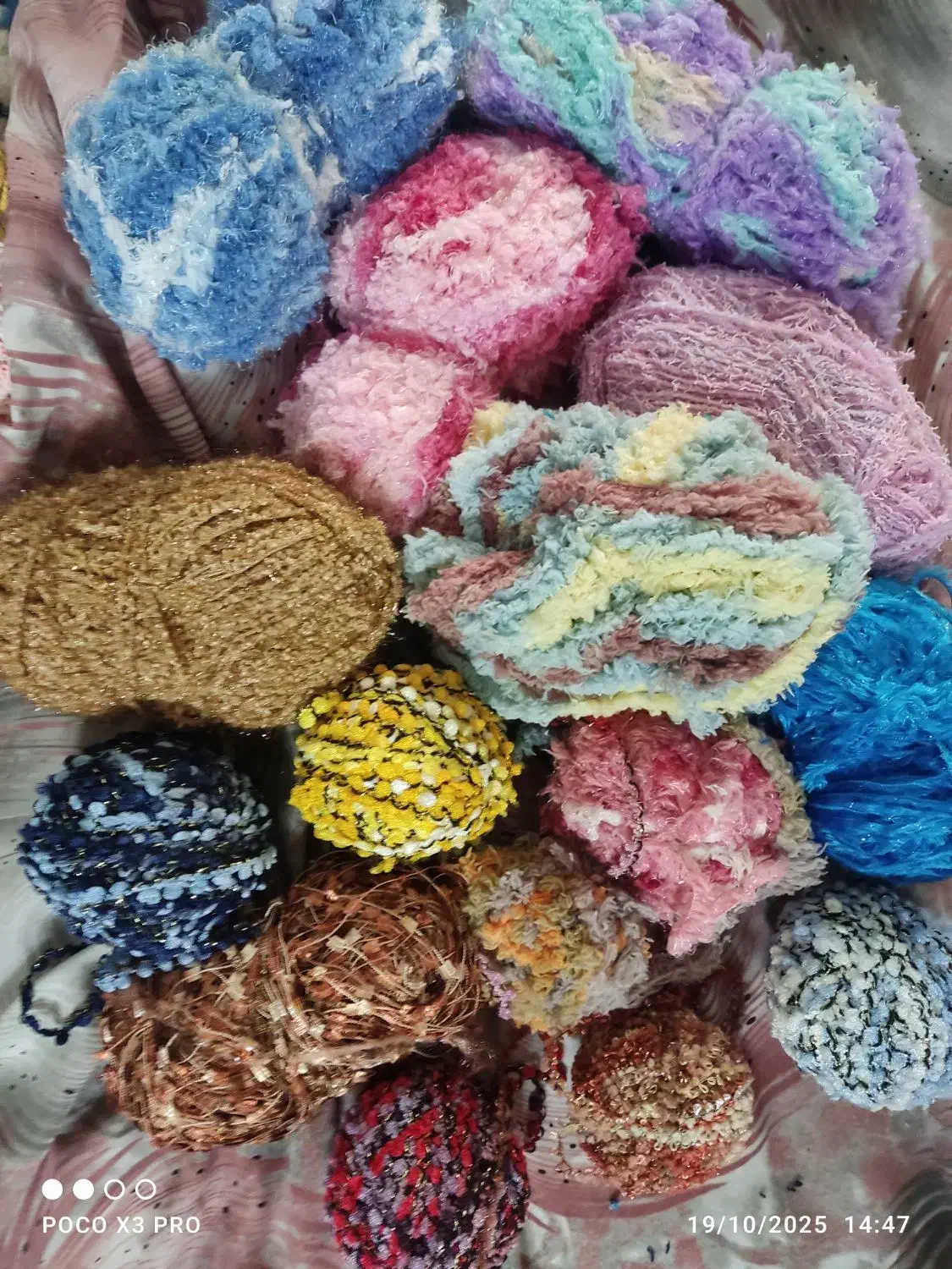 کاموا خارجی و تزئینی|لوازم خیاطی و بافتنی|ری, دیلمان|دیوار