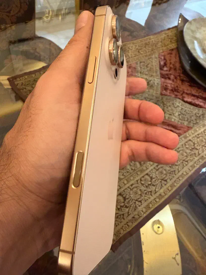 آیفون ۱۶ پرومکس در حد نو|موبایل|اصفهان, فیض|دیوار