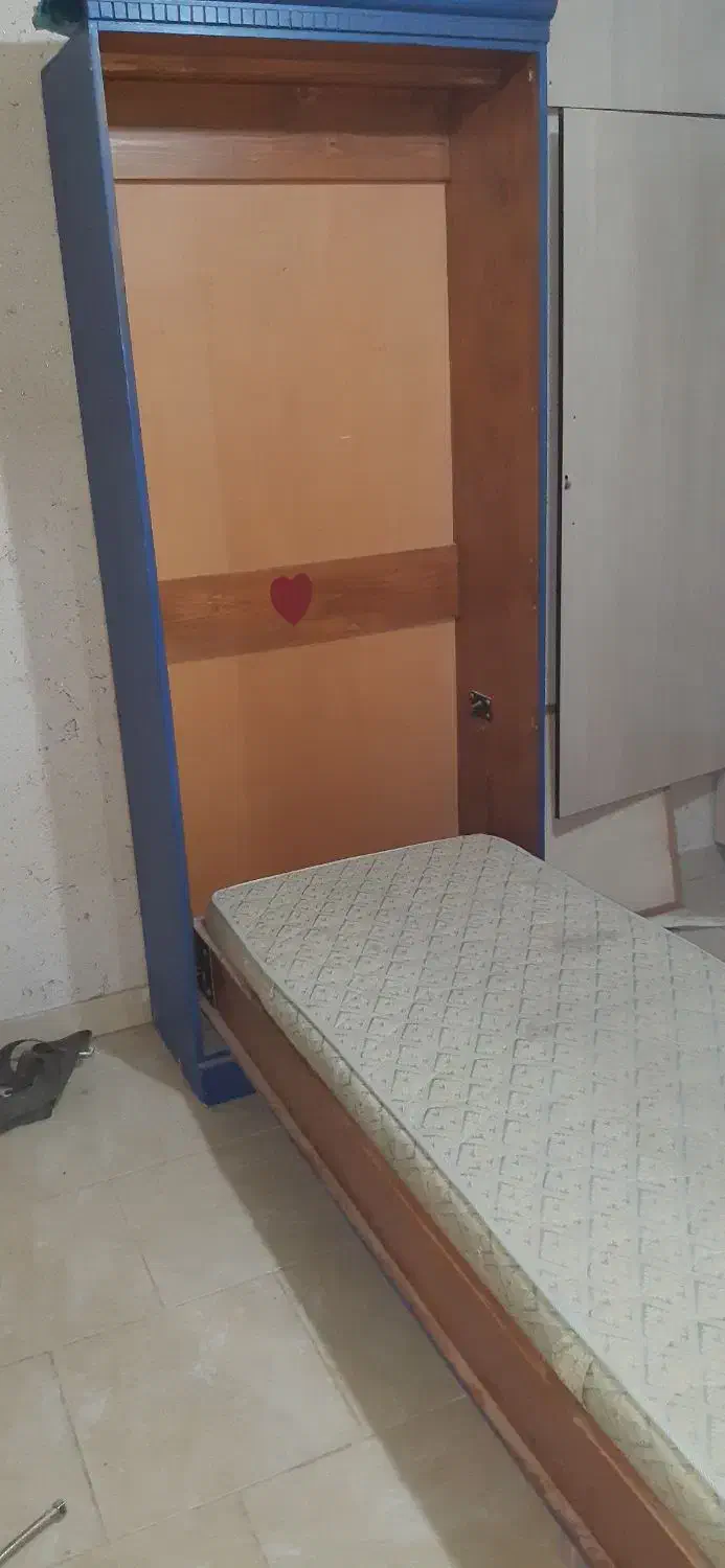 سرویس خواب نوجوان|تخت و سرویس خواب|هشتگرد, شهرک ارم شرقی|دیوار