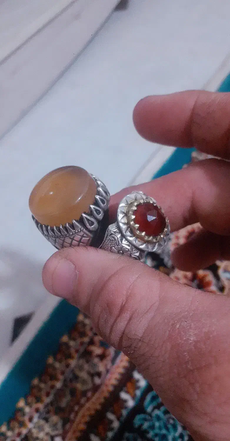 انگشترعقیق جز و یاقوت سرخ|کلکسیون اشیاء عتیقه|قوچان, |دیوار