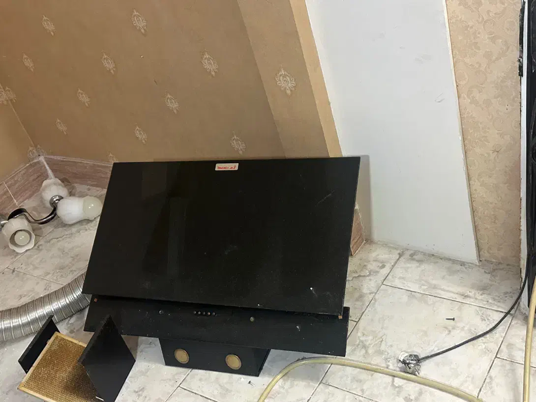 هود|هود|مشهد, ایثارگران|دیوار