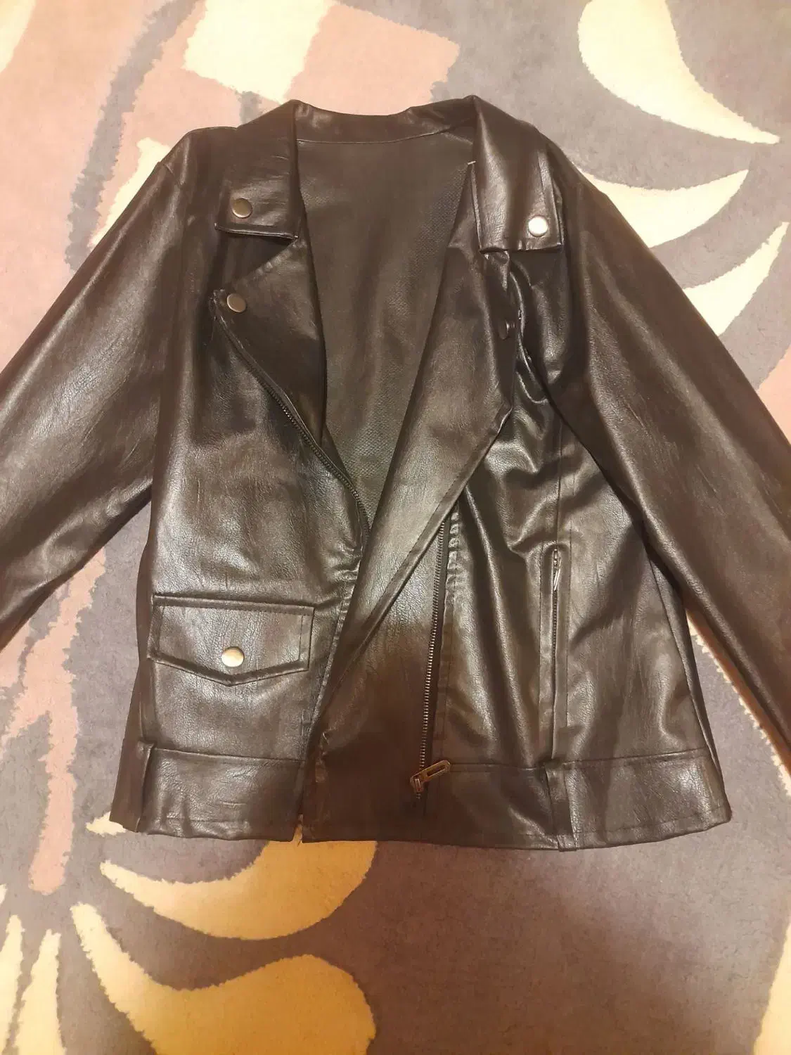 کاپشن چرم و‌ پالتو|لباس|نوشهر, |دیوار