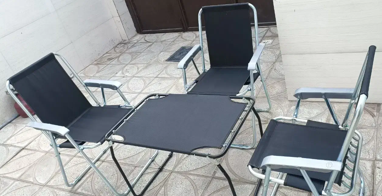 صندلی مشکی ویژه کادوی روز مادر|میز و صندلی غذاخوری|سبزوار, زینبیه|دیوار