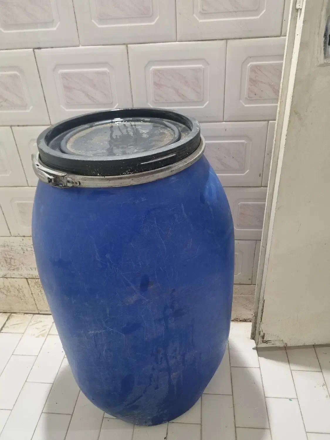 دبه ۲۲۰ لیتری پلاستیکی|ظروف نگهدارنده، پلاستیکی، یک‌بارمصرف|قزوین, |دیوار