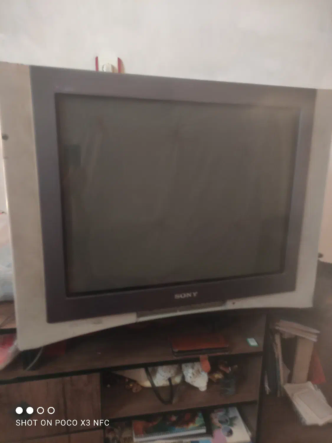 تلویزیون و زیر تلویزیونی به فروش میرسد|تلویزیون و پروژکتور|اندیمشک, |دیوار