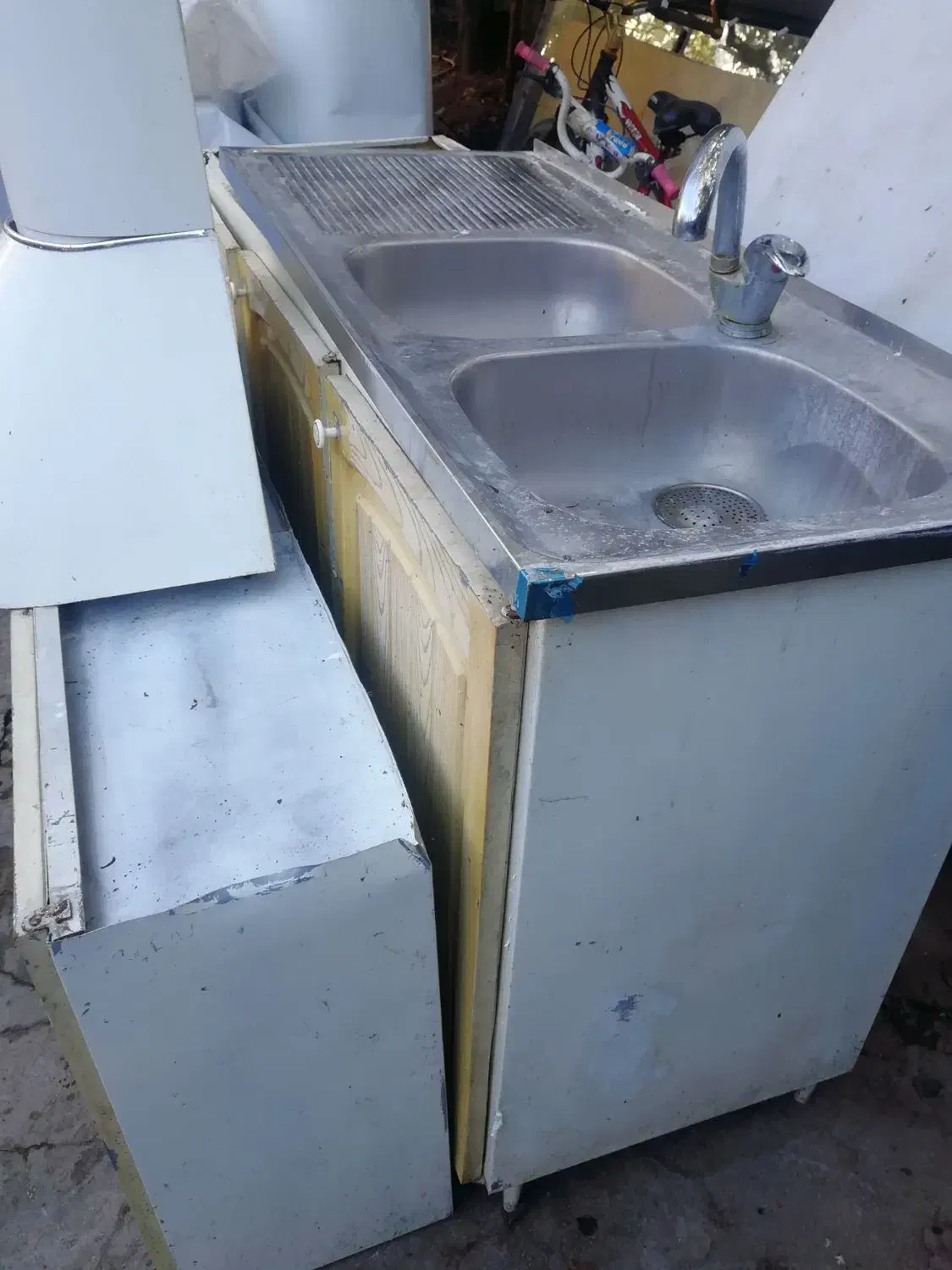 کابینت دیواری سالم تمیز|مصالح و تجهیزات ساختمان|کلارآباد, |دیوار