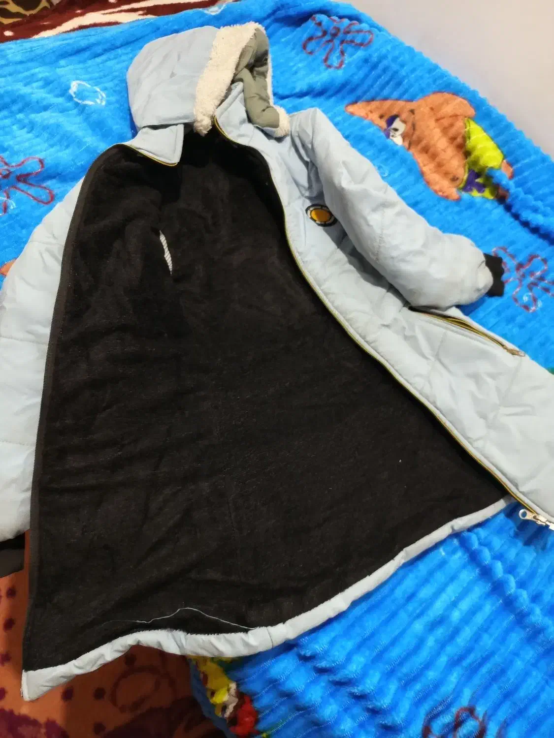 کاپشن|کفش و لباس بچه|سبزوار, گلشن|دیوار