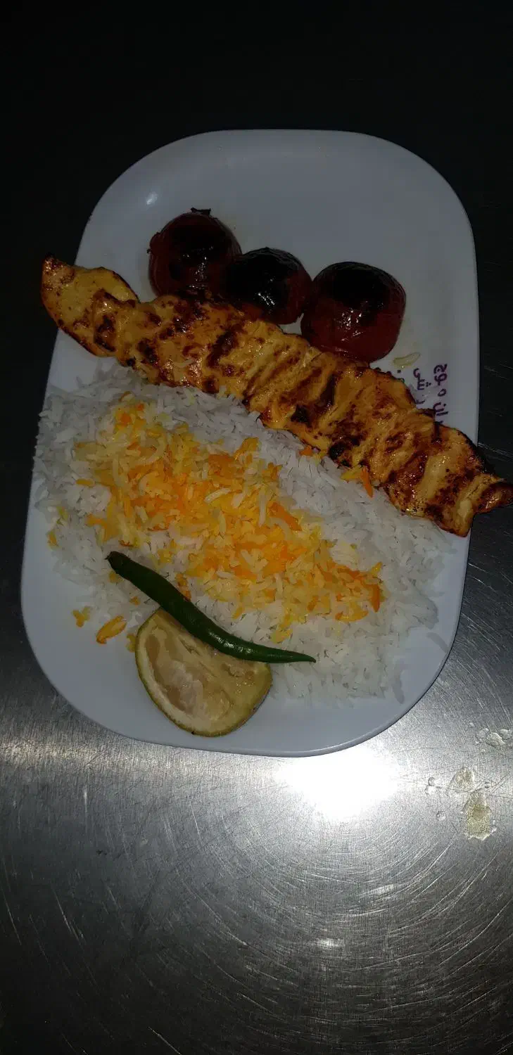 نیروی خانم واقا.رستوران نظافت|استخدام خدمات فروشگاه و رستوران|بندر گناوه, |دیوار