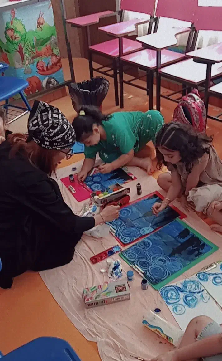 مربی نقاشی، طراحی کودک و نوجوان خصوصی|خدمات آموزشی|سنندج, |دیوار