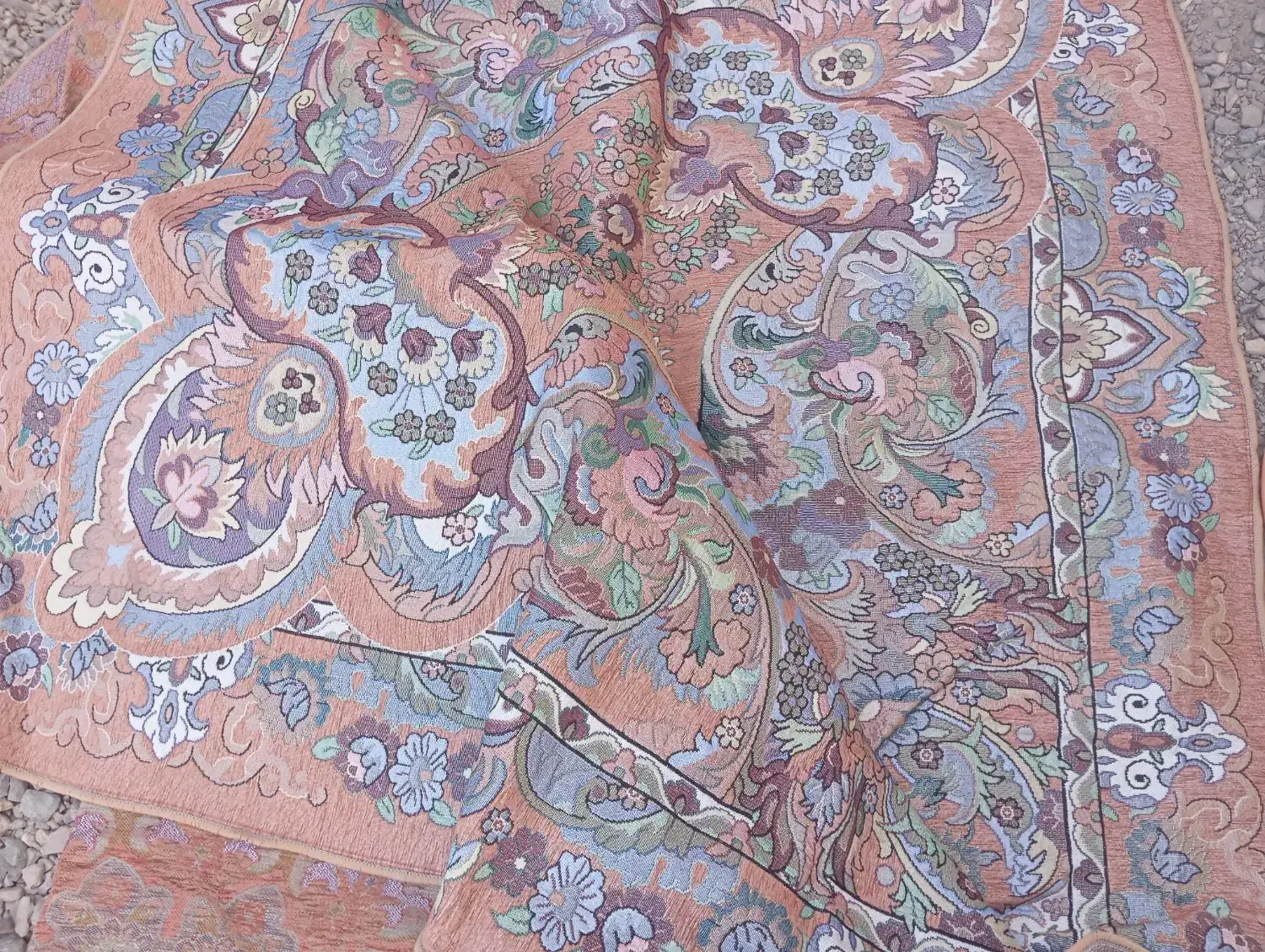 روفرشی|روفرشی|بیرجند, |دیوار