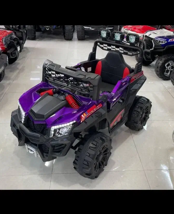 موتــور شــارژی ماشـینـ امــپراطــور|اسباب‌بازی بچه|بافت, |دیوار