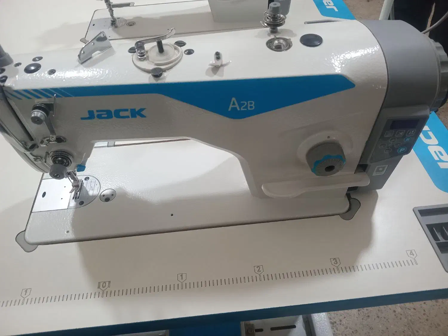 راسته دوز جک مدل A2Bنخ قطع کن در بدونه خط وخش|چرخ خیاطی و ریسندگی|محمدیه-قزوین, |دیوار