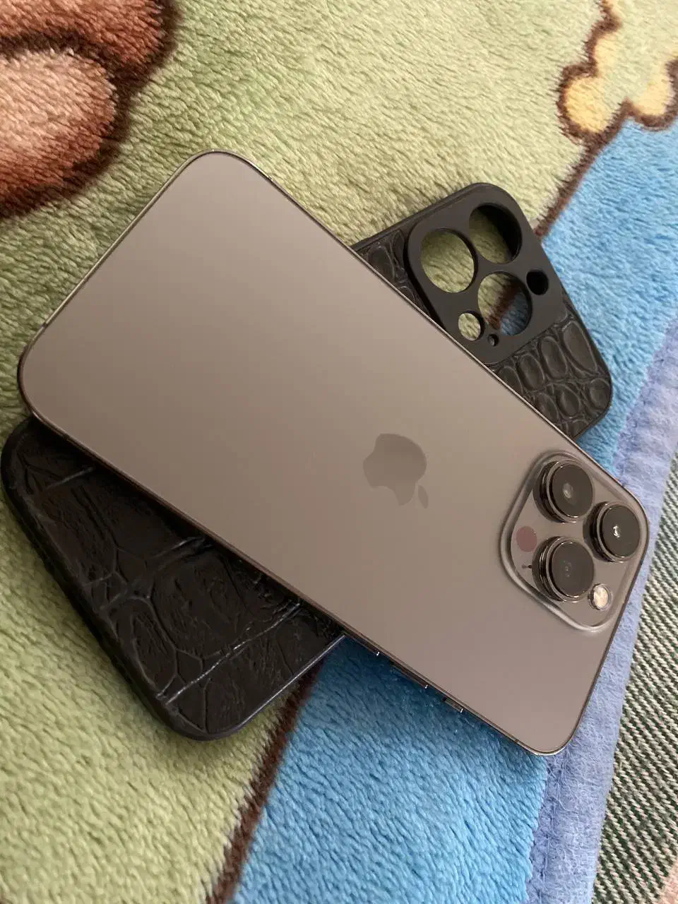 iphone 13 pro/ایفون ۱۳ پرو/اپل/۱۲۸/تکسیم|موبایل|مشهد, آزادشهر|دیوار