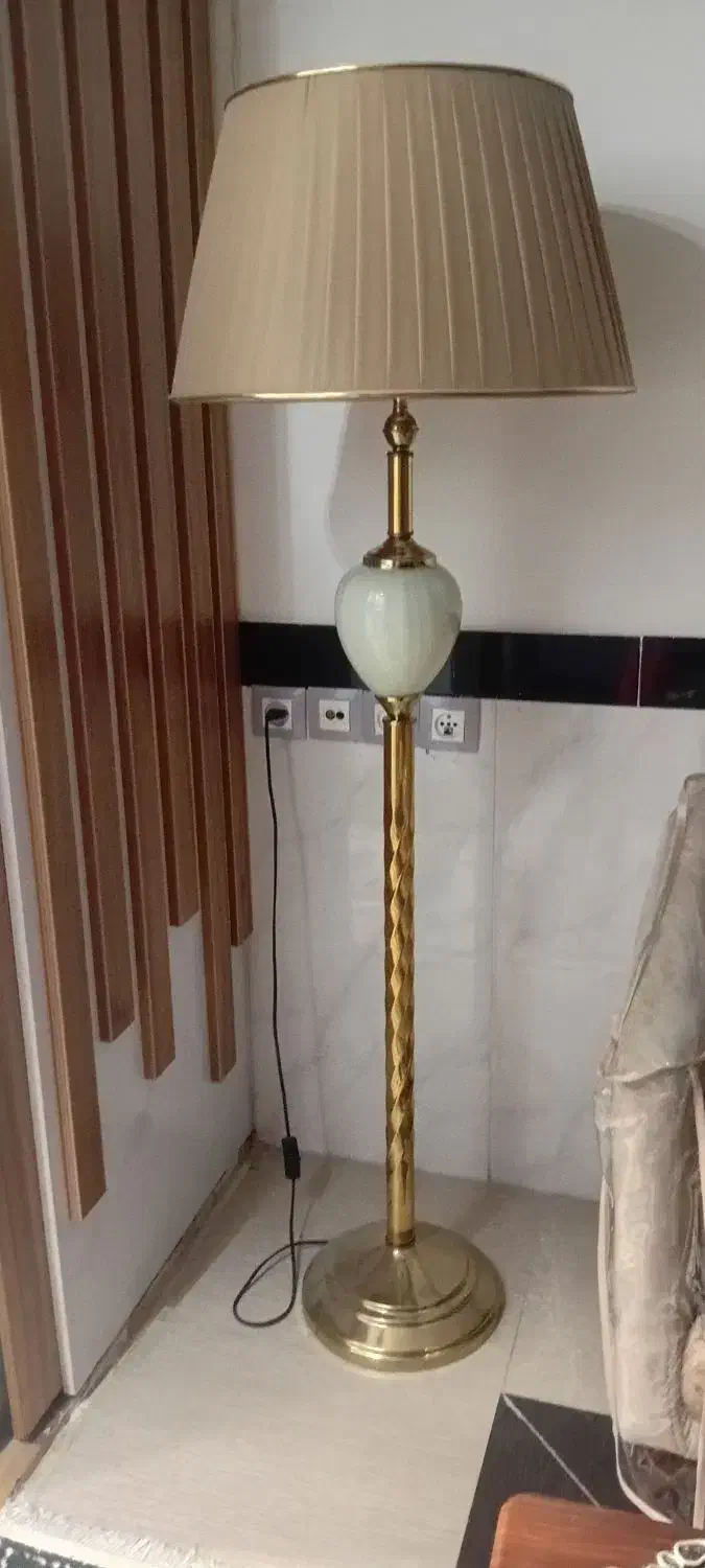 اباژور نو|چراغ خواب و آباژور|سنندج, |دیوار