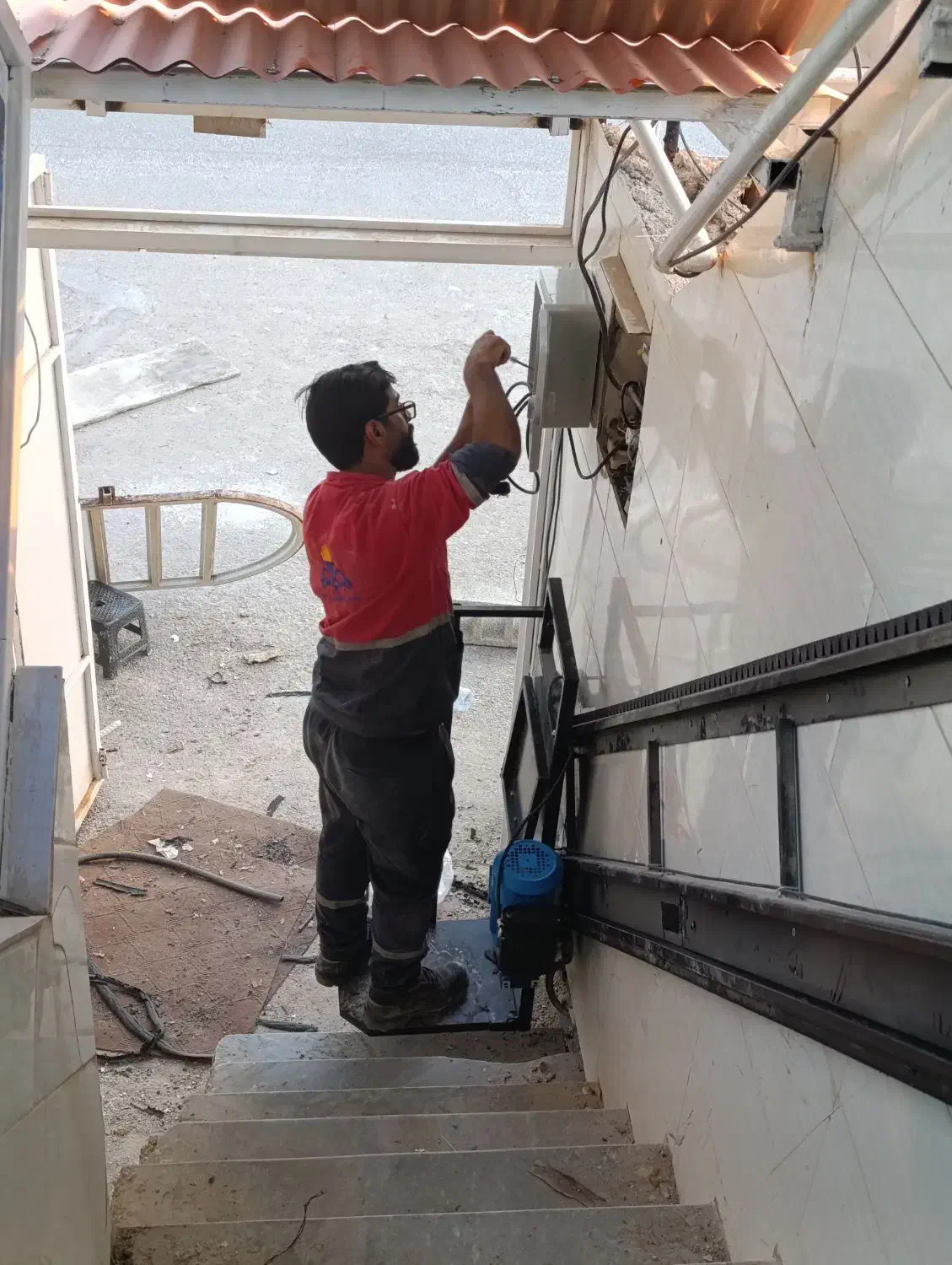 نصب  فروش و منتاژ بالابر کابین دار و بدون کابین|مصالح و تجهیزات ساختمان|بهبهان, |دیوار