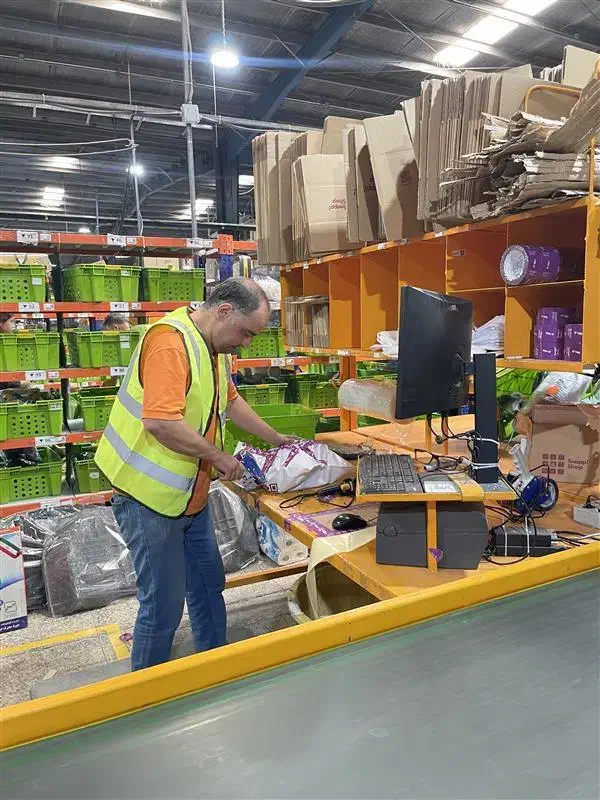 استخدام خانم و اقا در انبار اسنپ شاپ با بیمه|استخدام خدمات فروشگاه و رستوران|تهران, نازیآباد|دیوار