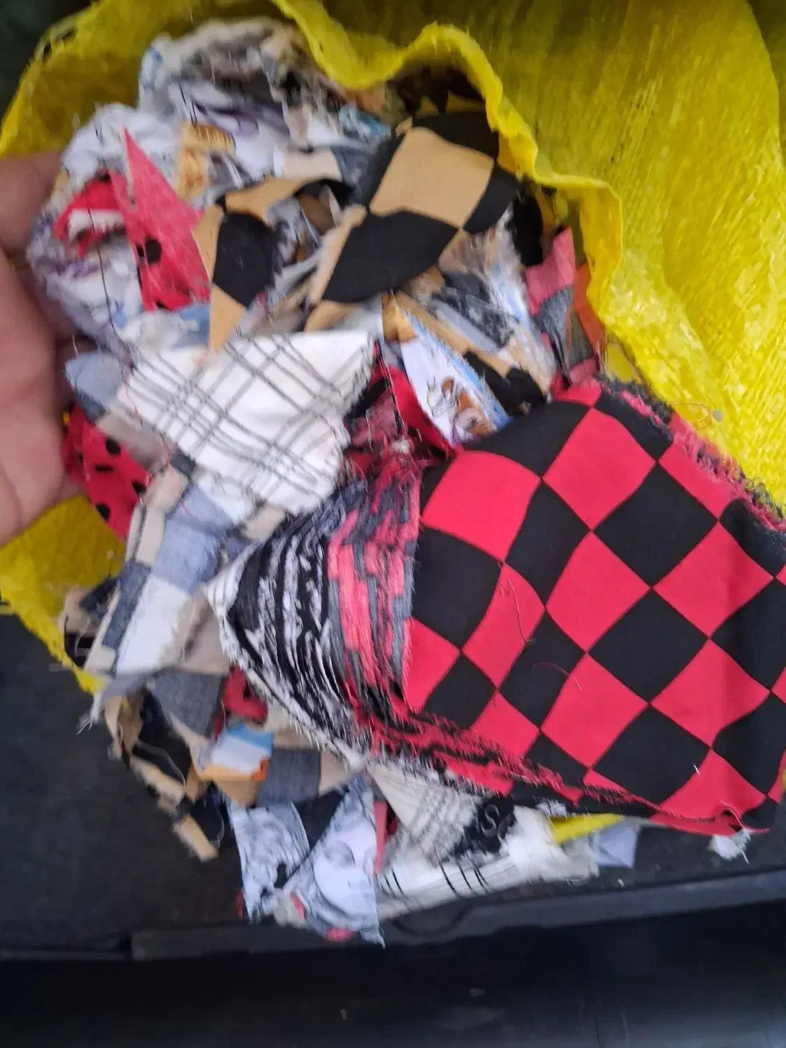 تکه پارچه|لوازم خیاطی و بافتنی|گرگان, |دیوار