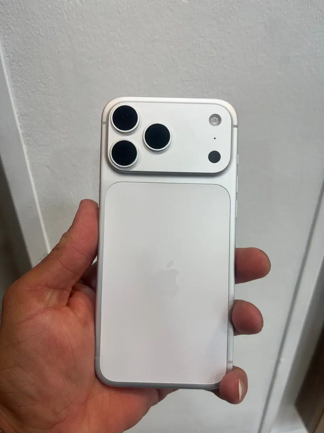 17pro max|موبایل|تهران, هفت حوض|دیوار