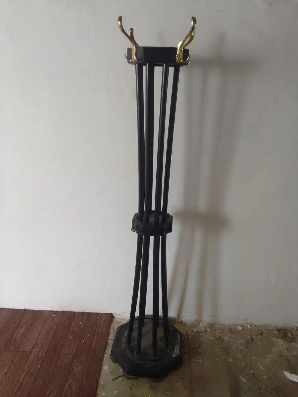 چوب لباسی|مبلمان خانگی و میز عسلی|ماهدشت, |دیوار