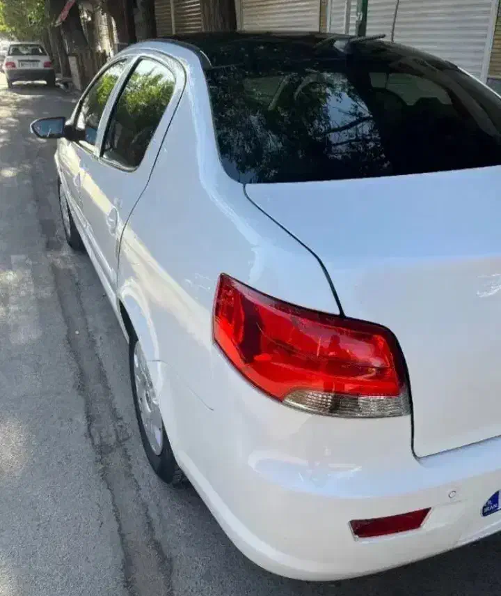 رانا پلاس پانا1402/تحویل فوری|خودرو سواری و وانت|تهران, صادقیه|دیوار