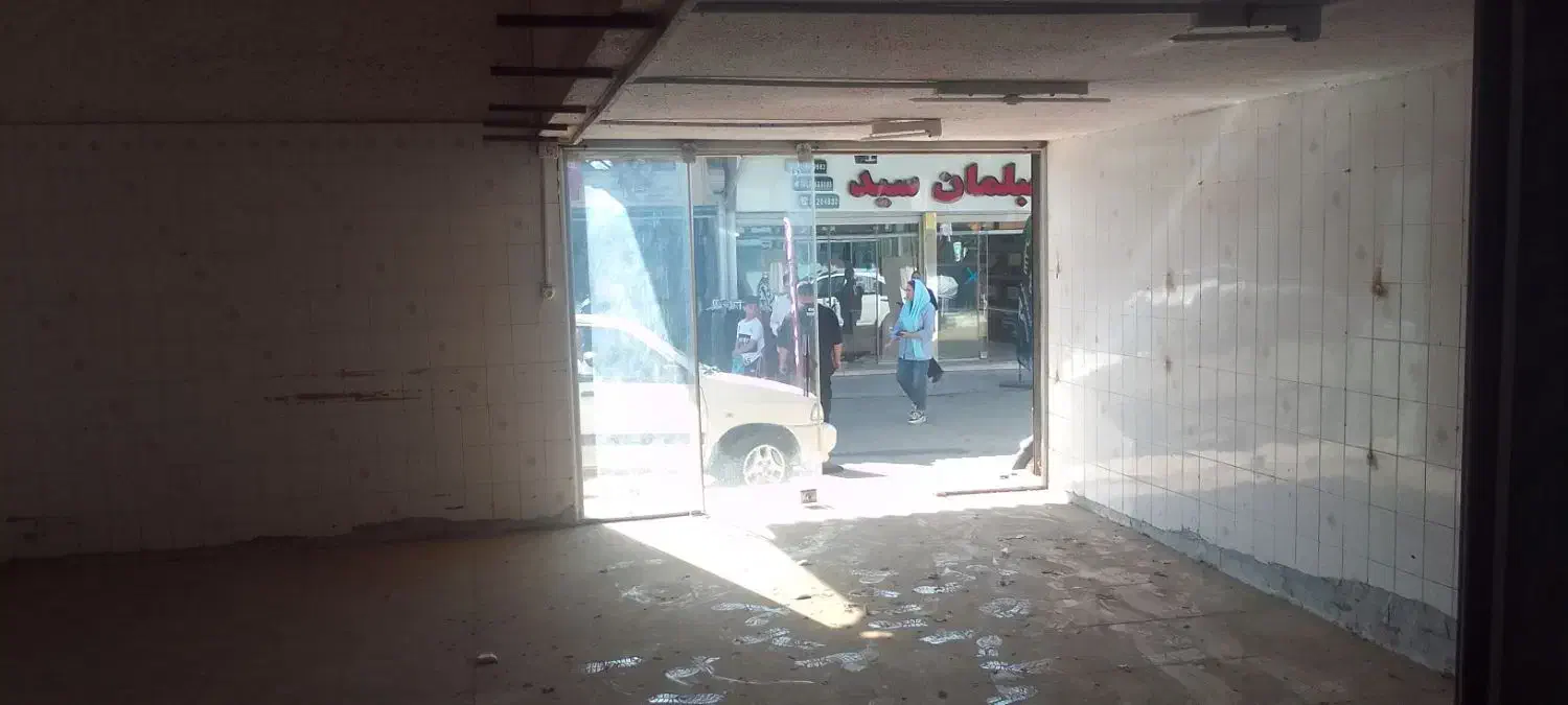 فروش مغازه ۴۵ متری با بالکن ۲۵ متری در بازار روز|فروش مغازه و غرفه|بابل, |دیوار