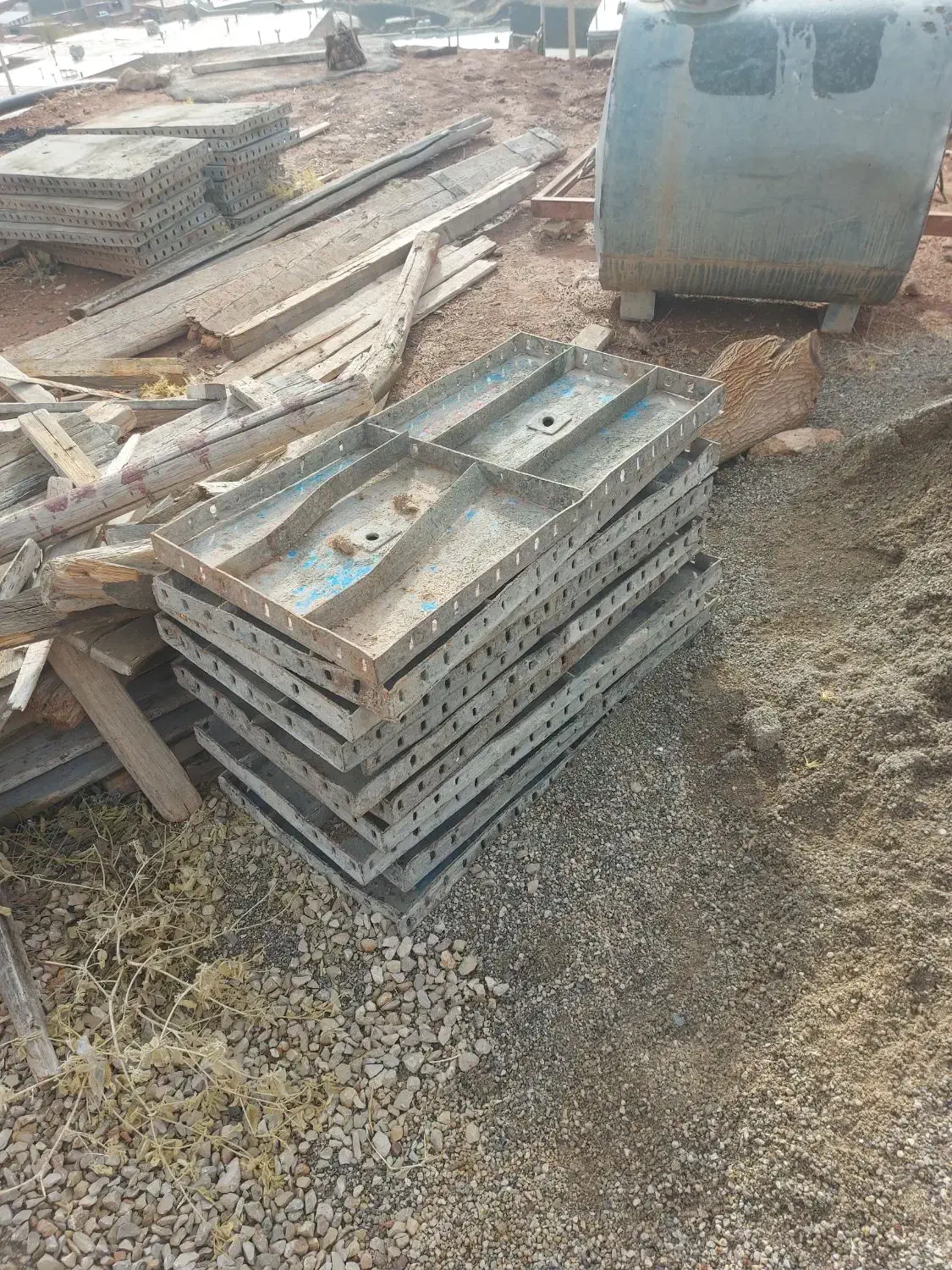 یک دستگاه پنجه غازی|ماشین‌آلات صنعتی|شباب, |دیوار