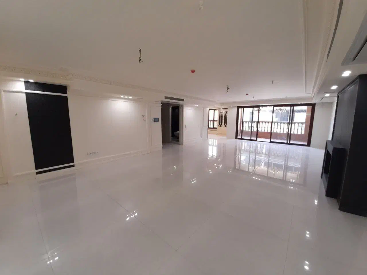 آپارتمان ۲۰۰ متری شیک فردوسی|فروش آپارتمان|شاهین‌شهر, فردوسی|دیوار