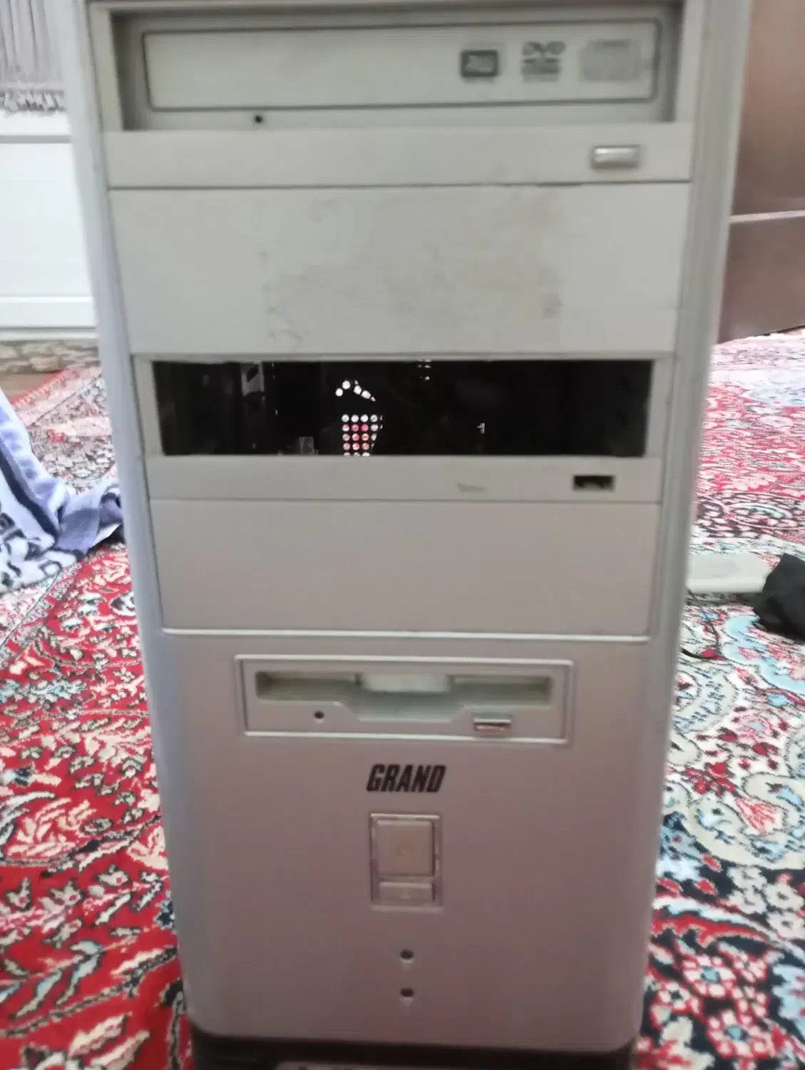 کیس نمی‌دونم سالمه یا نه فقطم همین سیما رو داره|رایانه رومیزی|هشتگرد, شهرک ارم غربی|دیوار