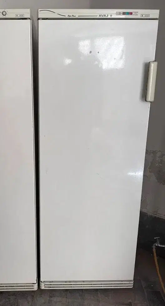 یخچال مارک آوج موتور اورجینال|یخچال و فریزر|شیراز, شهرک ترکان|دیوار