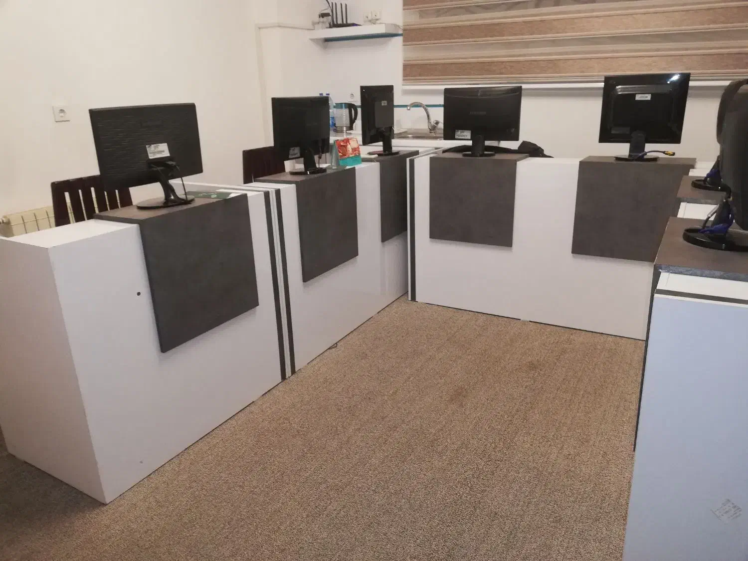 فروش کانتر آژانسی و کامپیوتر|فروشگاه و مغازه|مشهد, کوشش|دیوار