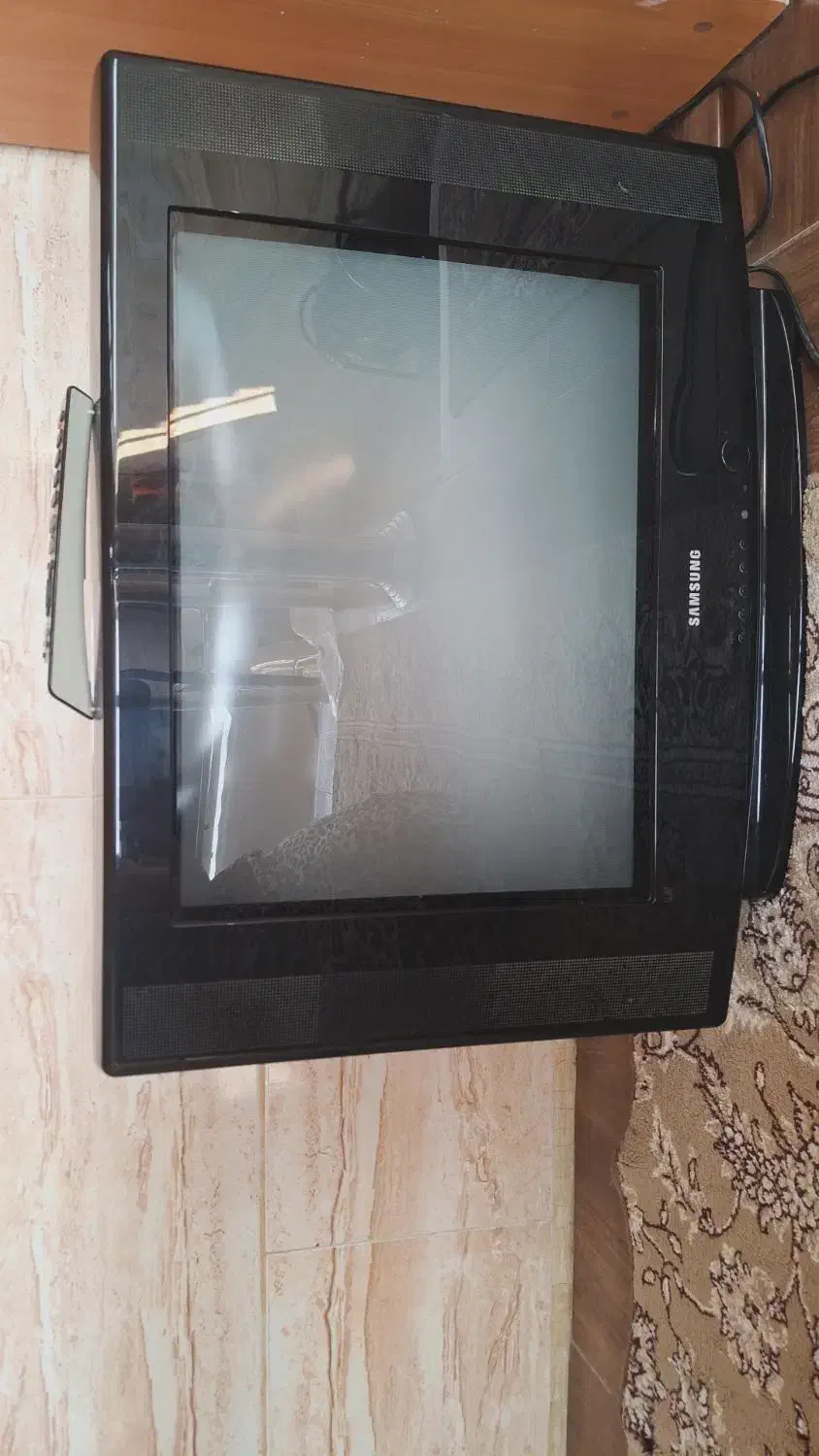 تلویزیون 21 اینچ|تلویزیون و پروژکتور|بندر انزلی, بشمن|دیوار