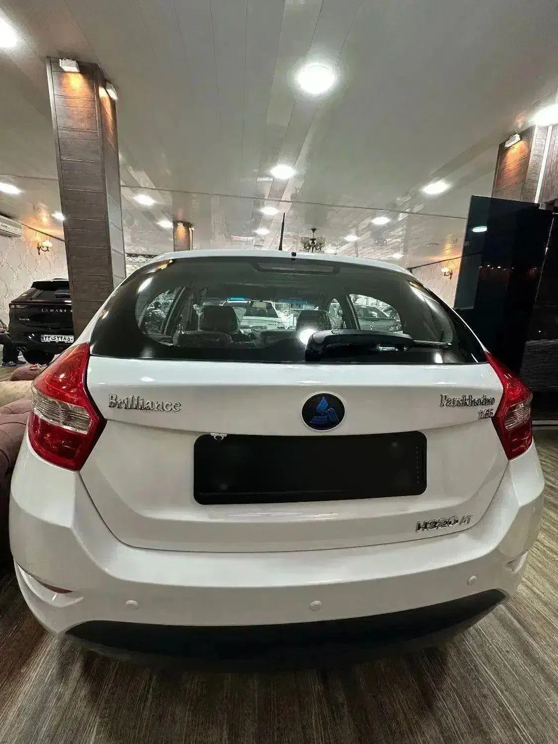 برلیانس ۳۲۰ مدل ۱۳۹۹ موتور ۱۶۵۰  مشابه خشک|خودرو سواری و وانت|تهران, تهرانپارس شرقی|دیوار