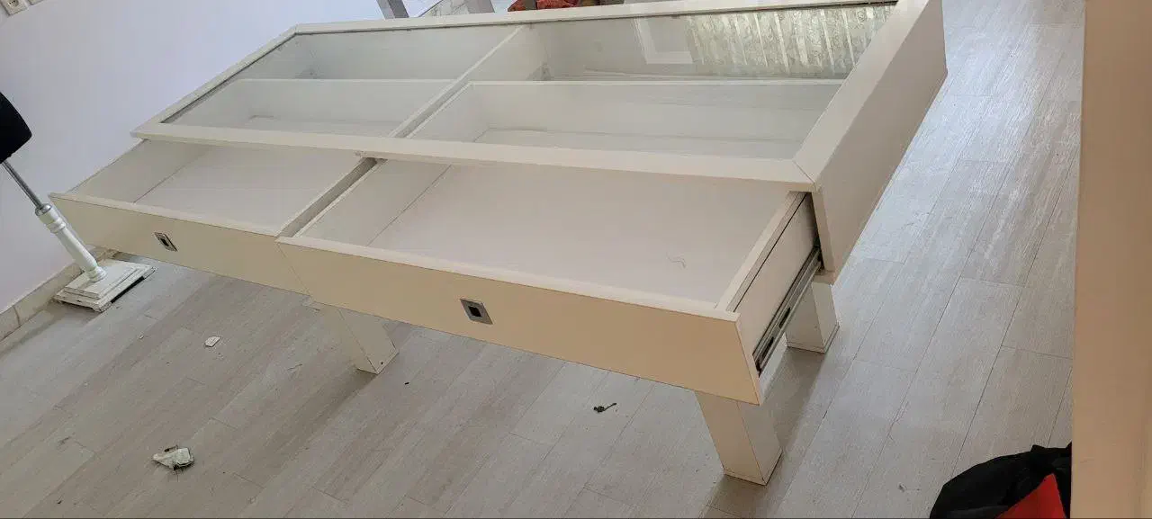 میز فروش mdf سفید|فروشگاه و مغازه|سبزوار, نواب صفوی|دیوار