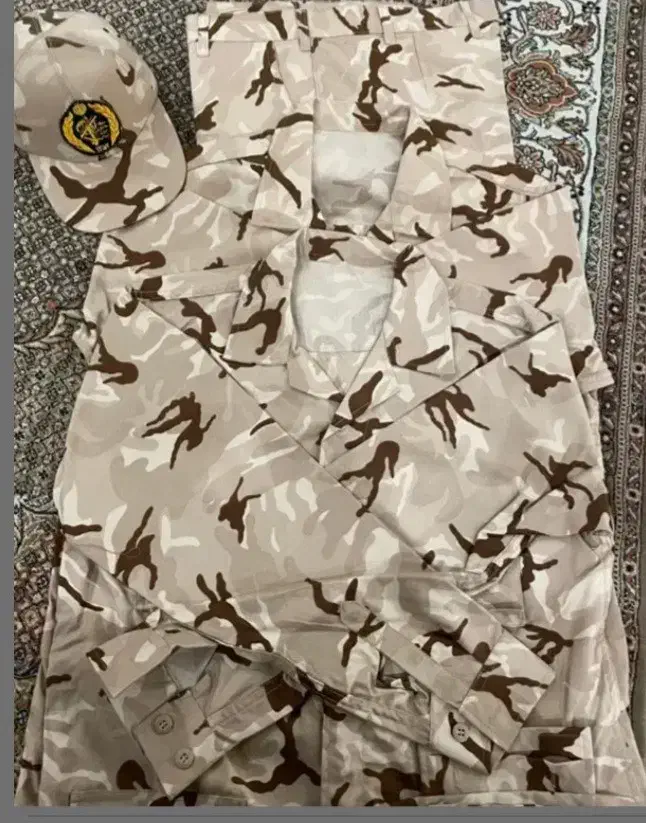 لباس سربازی نو|لباس|تاکستان, |دیوار