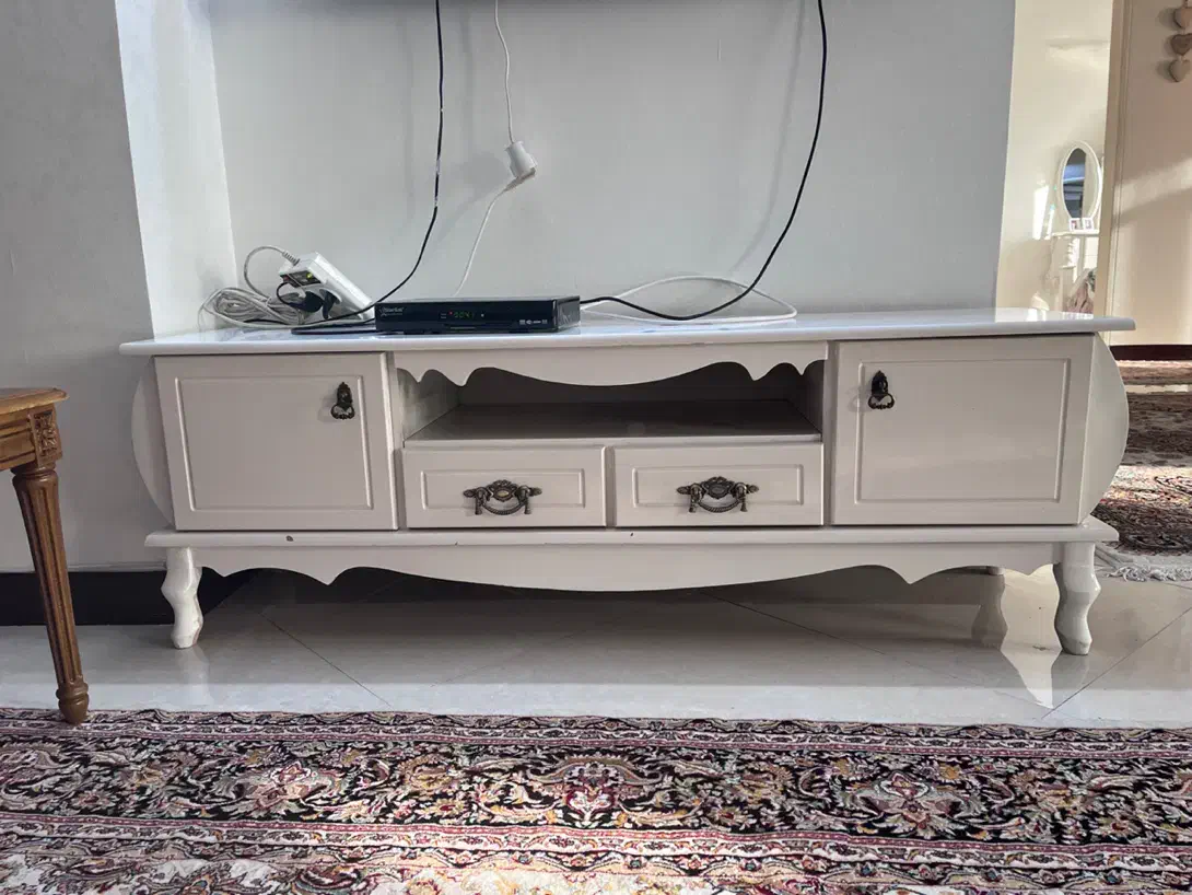 میز تی وی|میز تلویزیون|ری, فیروزآبادی|دیوار