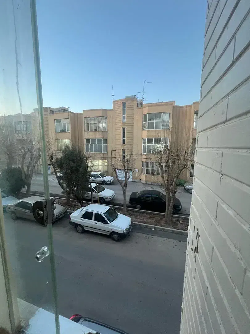 آپارتمان  بر مدرس 95 متر|فروش آپارتمان|شاهینشهر, کوی مهدیه|دیوار