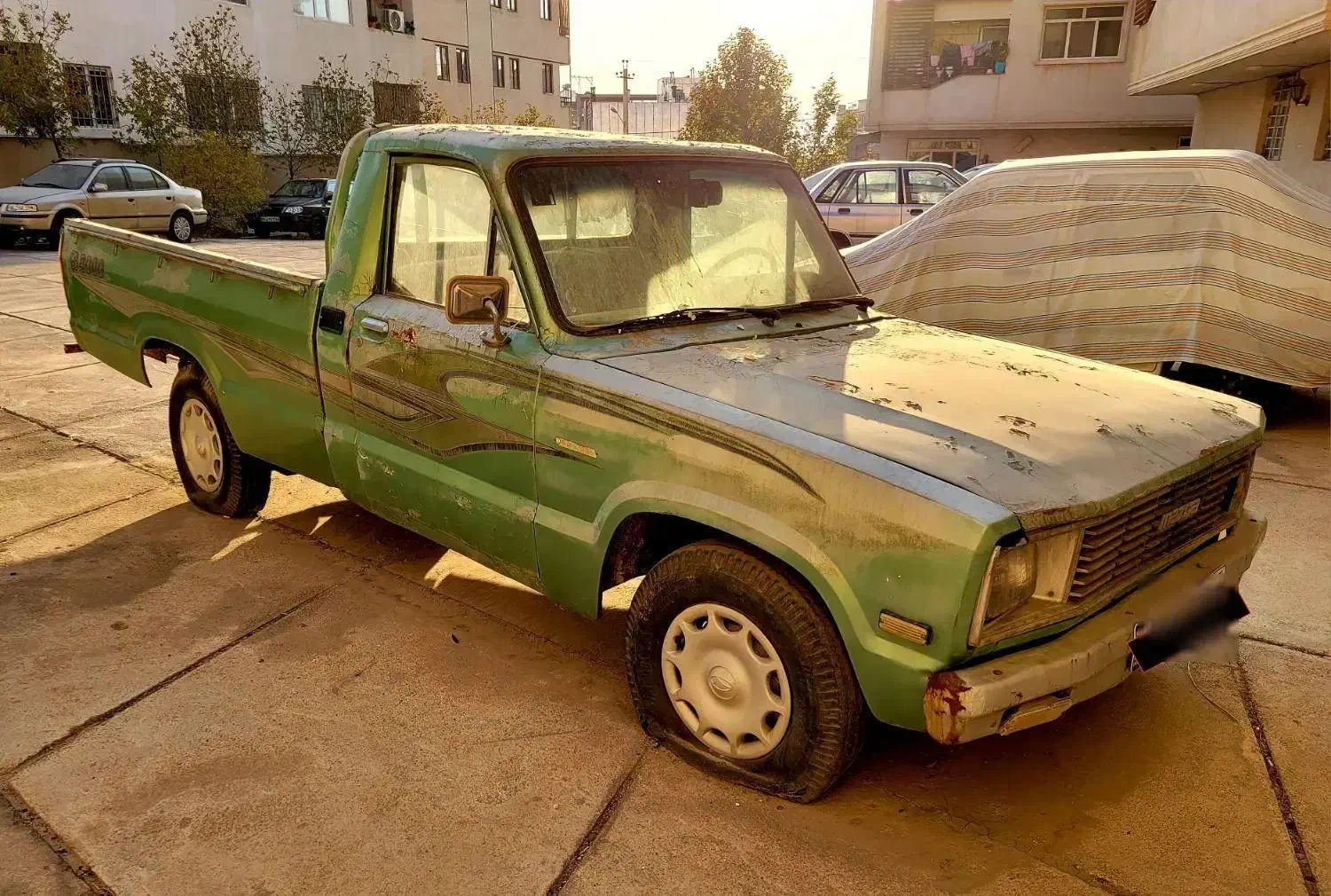 وانت مزدا ۱۶۰۰  خوابیده|خودرو سواری و وانت|صدرا-فارس, فاز ۱|دیوار