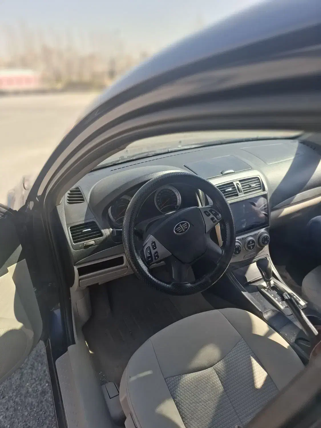 بسترن|خودرو سواری و وانت|تهران, شهرک صادقیه|دیوار