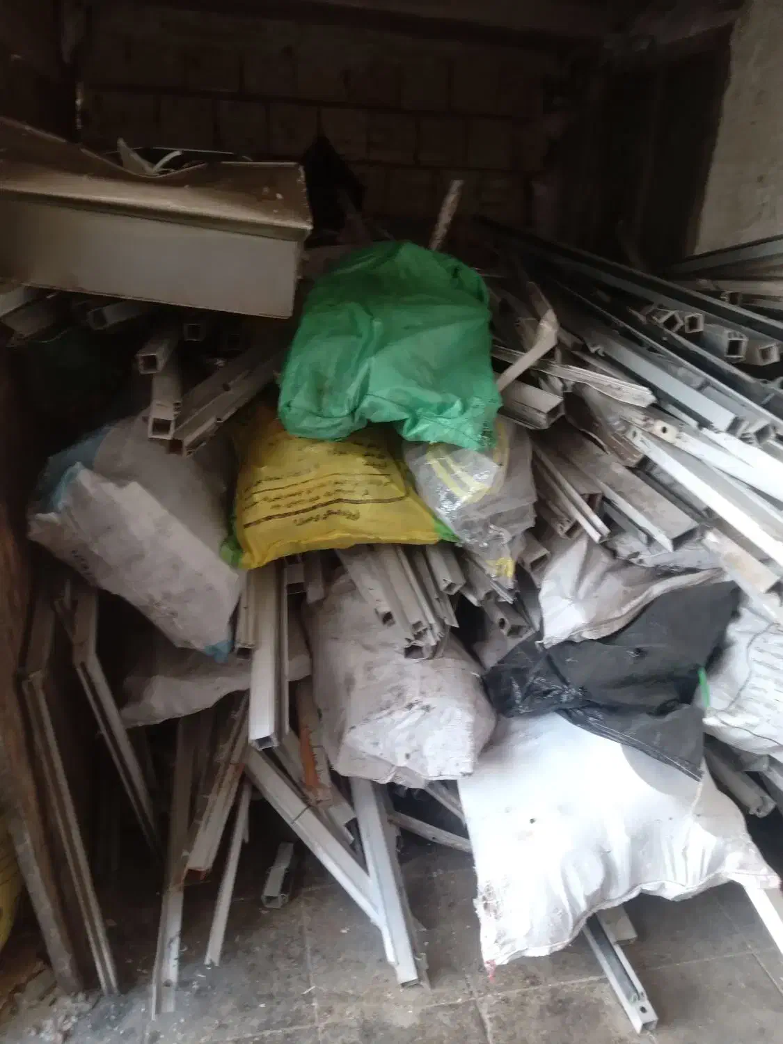 خرید ضایعات آهن‌آلات مس برنج آلومینیوم رانی|عمده‌فروشی|اردبیل, |دیوار