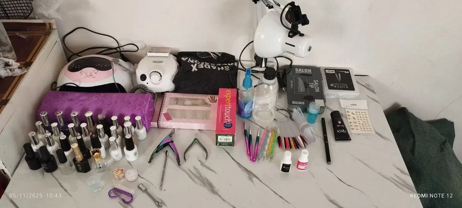 فروش وسایل کاشت ناخن|آرایشگاه و سالنهای زیبایی|جهرم, |دیوار