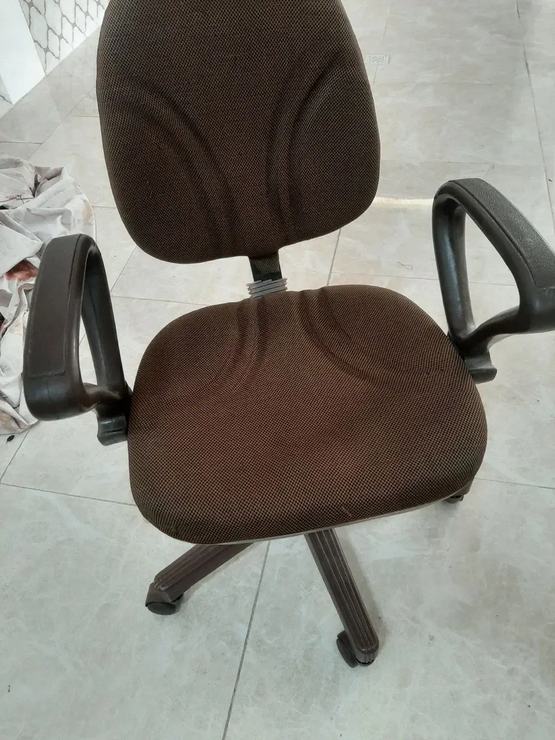 صندلی چرخ دار|صندلی و نیمکت|ارومیه, |دیوار