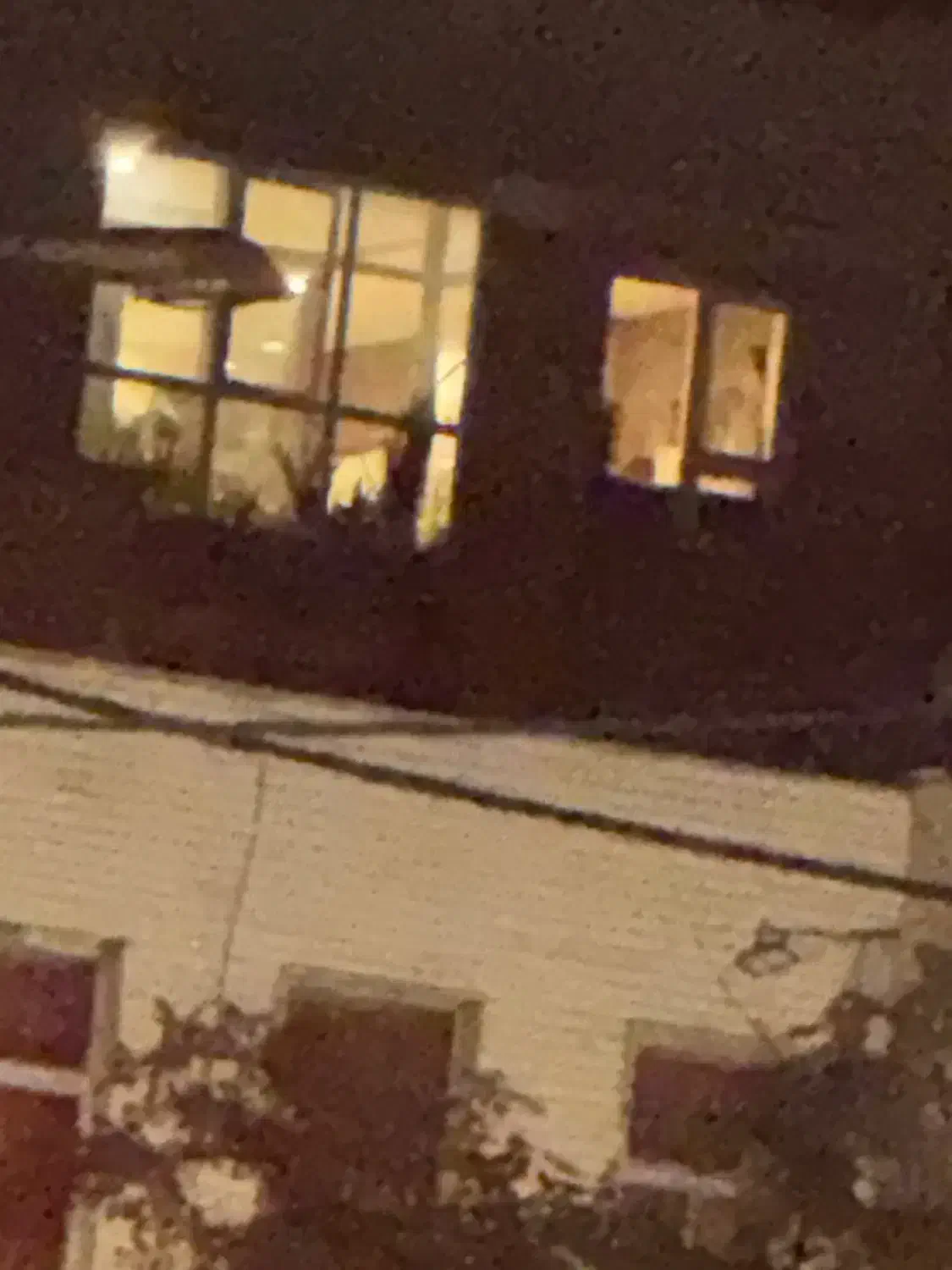 نظافتچی خانم جوان نیازمندیم|استخدام سرایداری و نظافت|تهران, نارمک|دیوار