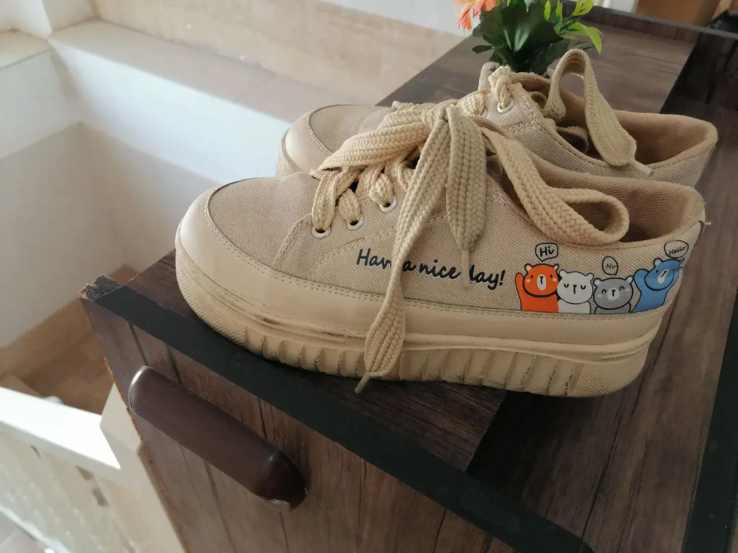 کفش|کفش و لباس بچه|قم, دانشگاه قم|دیوار