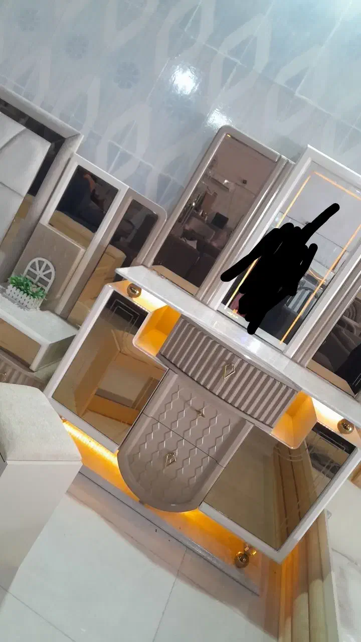 تخت نو|تخت و سرویس خواب|زهک, |دیوار