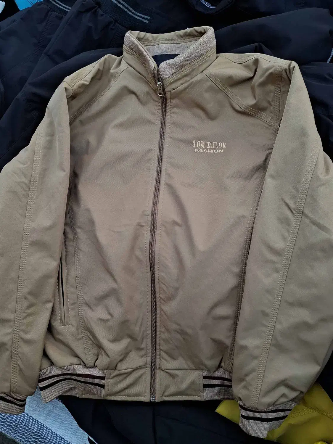 کاپشن تولیدی|عمدهفروشی|تبریز, |دیوار