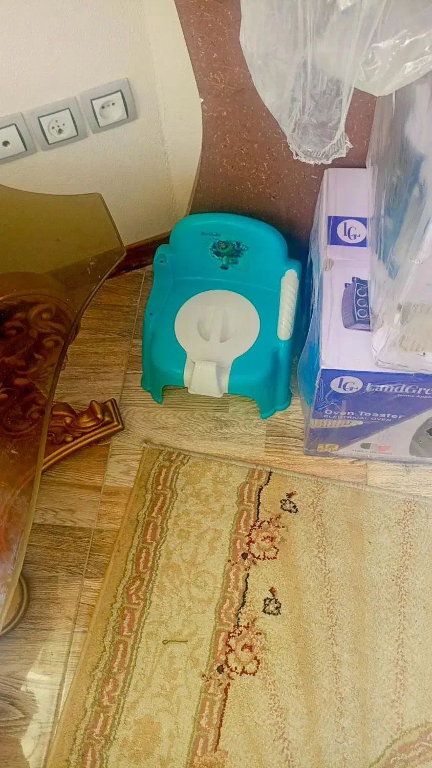 قصری توالت فرنگی کودک|اسباب و اثاث بچه|شاهین‌شهر, خانه کارگر|دیوار