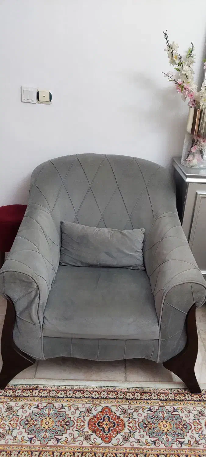 مبل۷ نفره|مبلمان خانگی و میز عسلی|منجیل, |دیوار