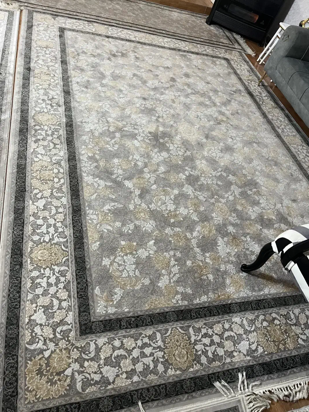 فرش درحد|فرش|ری, فیروزآبادی|دیوار