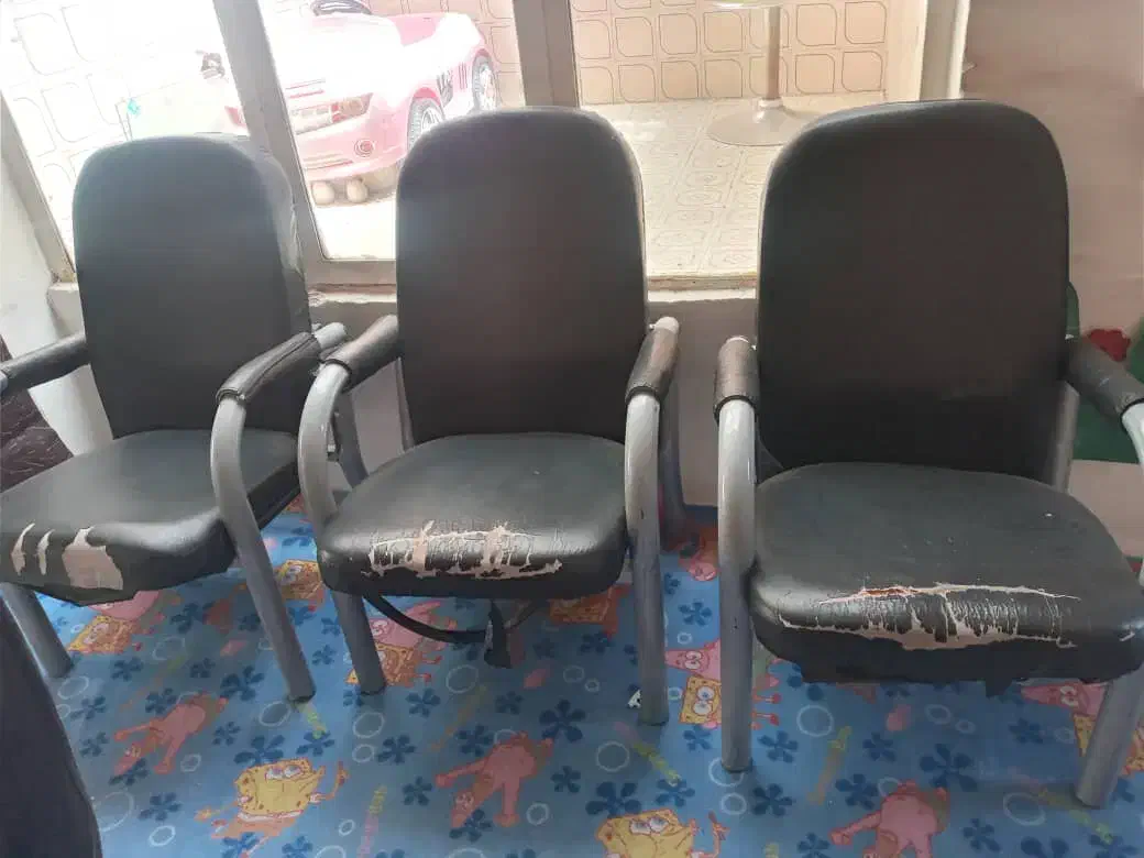 تعدادی میزو صندلی مناسب مهد کودک مدرسه|صندلی و نیمکت|ورامین, ورامین|دیوار