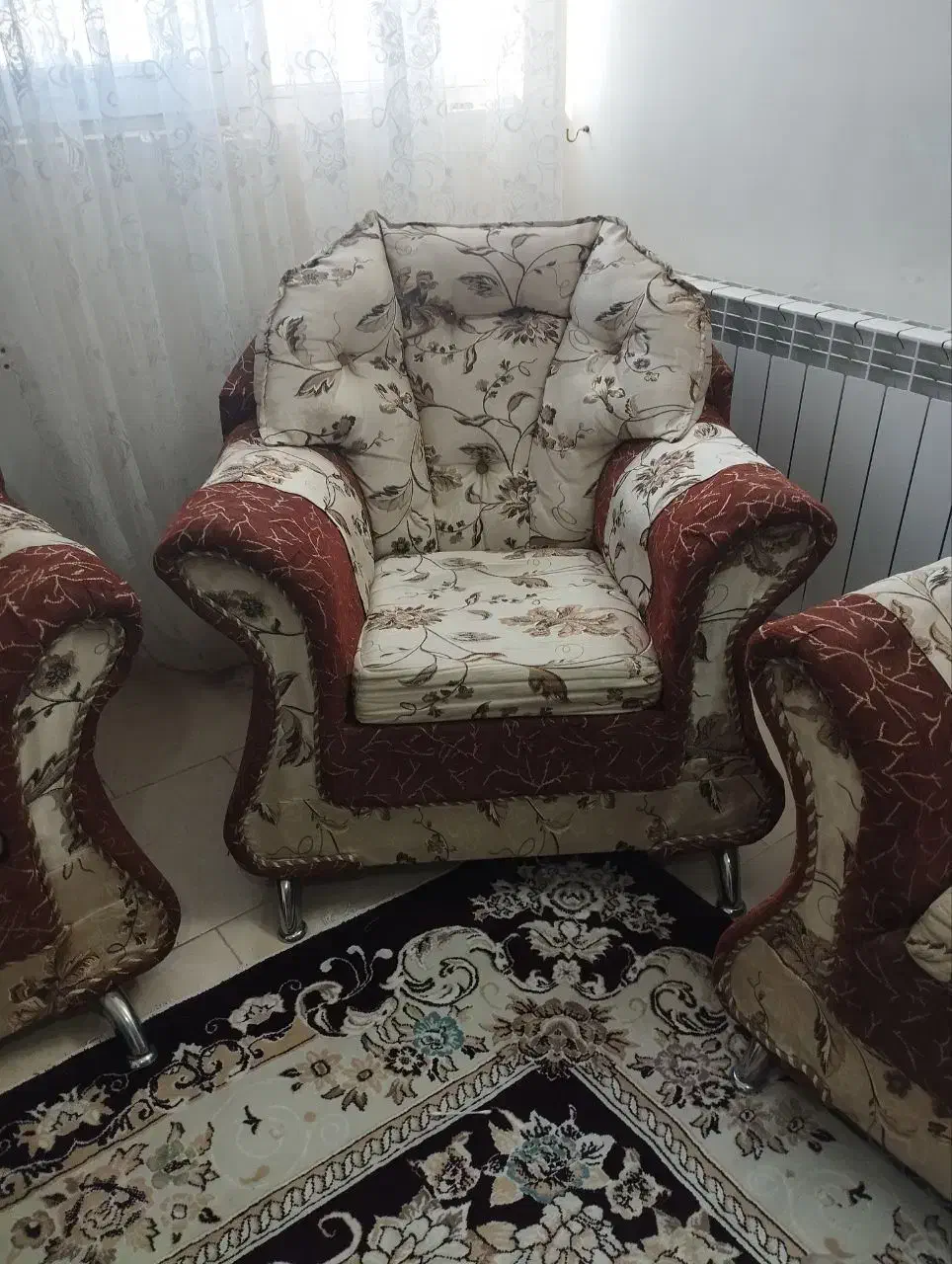 مبل هفت نفره سالم و تمیز|مبلمان خانگی و میز عسلی|تربتحیدریه, شهرک ولیعصر|دیوار